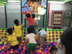 -蒙特利亲子乐园