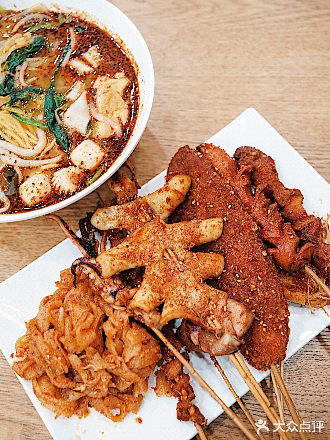 北京｜三里屯这家东北炸冷面和麻辣烫牛啊！🍤
