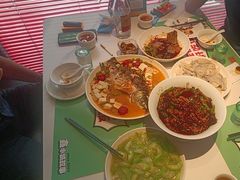 -鑫小城故事·藕汤·家常菜(台北一路总店)