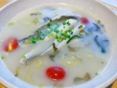 -玖鲜小笼(中山广场店)