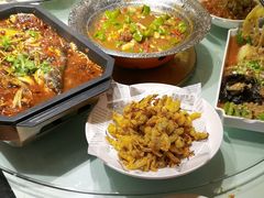 -巴特餐饮6加1音乐餐吧·新疆菜