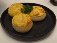 酥皮叉烧包-白天鹅宾馆-宏图府餐厅