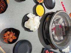 -啊美丽炭火烤肉(滑翔一店)