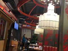 大堂-辣尚瘾·烤鱼·新川菜(交大直营店)