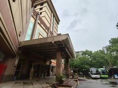 -雍村饭店(西安钟楼大差市地铁站店)