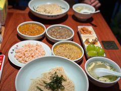 -裕兴记•蟹黄面馆(人民广场店)