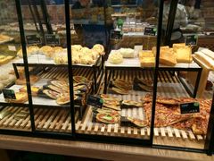 面包甜点陈列柜-超港·蛋糕面包(芜湖步行街店)