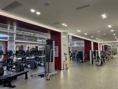 -英派斯健身旗舰店(海信国际中心馆)
