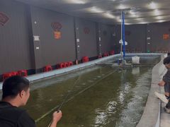 -光头佬室内钓虾场·烧烤·团建·亲子(中山八路店)