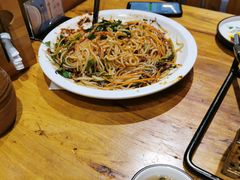 -老滇山寨•云南特色菜•地方菜•民族风情歌舞表演(金碧店)