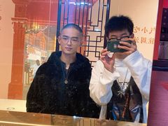 -虾弄弄海派小龙虾·牛羊蝎子火锅