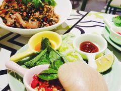 -越弥越南传统美食馆