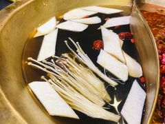 -沸炉重庆老火锅(军事博物馆店)