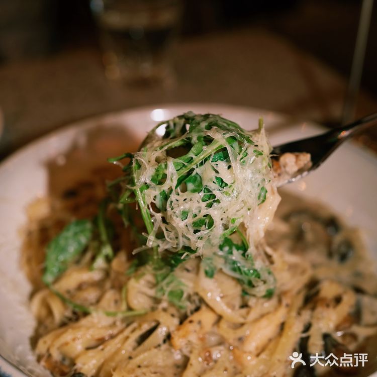 创意感的🌵仙人掌主题休闲西餐厅👅菜品也很不错哟✔️