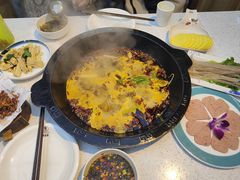 -蛙鱼潭美蛙鱼头火锅(解放碑瑞富广场店)