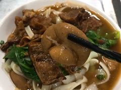 牛腩猪肠河粉-珍珍小食店(西华路店)