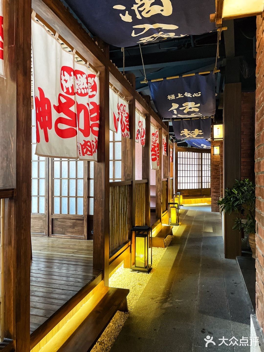 我要曝光这家店，真的很不戳
