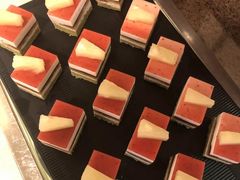 -金紫荆美食自助餐厅