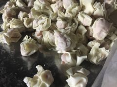 -碑亭巷老王柴火馄饨