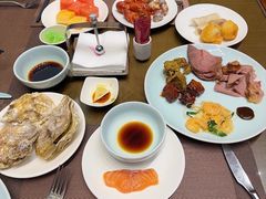 -飨食汇全日制餐厅·昆山皇冠假日酒店(九方店)