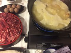 -鲜入围煮花胶鸡海鲜火锅