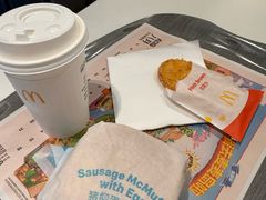 -麦当劳(上海虹桥站30B检票口楼上)