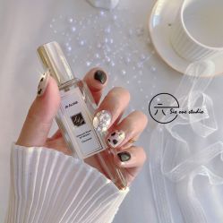 -SixOne六一日式美甲美睫