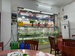 -滑记海鲜饭店·老字号(海鲜街店)