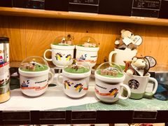 -星巴克臻选(莘庄仲盛店)