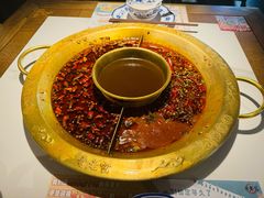 -哥老官重庆美蛙鱼头(日月光店)