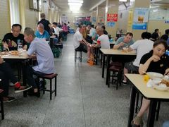 大堂-白鹤大冷面