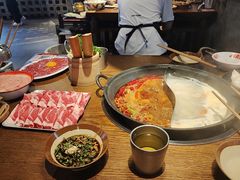 -萍姐火锅·公路夜市(武汉首店)