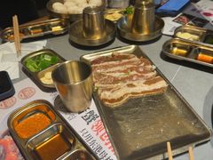 -草家酱蟹炭火烤肉店(珲春南路一店)