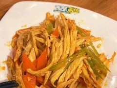 -西部马华清真兰州牛肉面·烧烤夜市(三里河店)