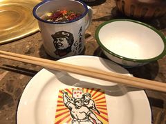 -沪小二炭火蛙锅(淮海中路美食不夜城店)