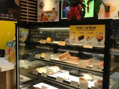 -麦当劳(龙洞店)