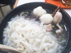 紫菜墨三鲜粉-文辉墨鱼丸大王(铜锣湾渣甸街总店)