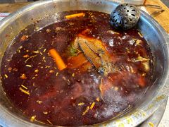 -肖肖酸萝卜鱼火锅(总店)