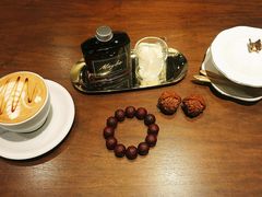 -ZING COFFEE 镜咖啡