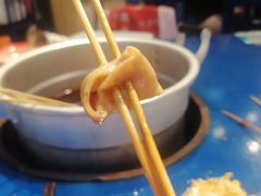 -马路边边 传媒大学店