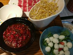 -咕嘟草帽鱼·牛奶一样的鲜鱼汤(天鹅湖万达广场店)