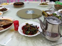 -湘里湘亲饭店(海陵岛店)