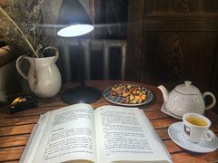 -斯多格书乡(北京大学畅春园店)