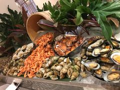 -海口绿发希尔顿酒店-田园汇自助餐·三文鱼·海鲜