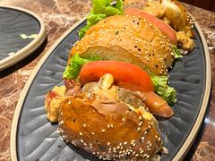-Let'sBURGERplus·非常创意汉堡(三里屯店)