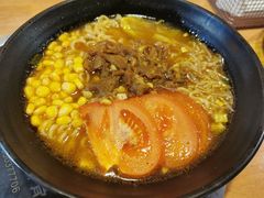 -肥肥虾庄·金牌油焖大虾(杨园滨江时代walk店)