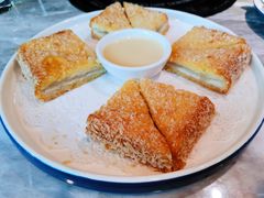 香芋芙蓉饼-蓉和柠檬鱼(太阳百货店)