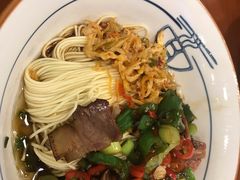 蒜苗辣椒腊肉-刘氏三和面馆