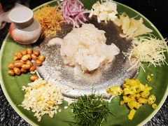 -得意咚瓜·顺德鱼生·冬瓜火锅(深圳首店)