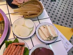 -两个庆火锅公司(昌平府学路店)